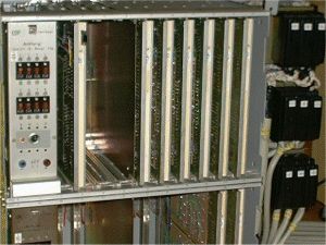 Neue Technik: Steckmodul-Rahmen - R�ckseite dient als Verteilerebene